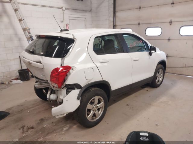 3GNCJNSB8GL266263 Chevrolet Trax 1ls