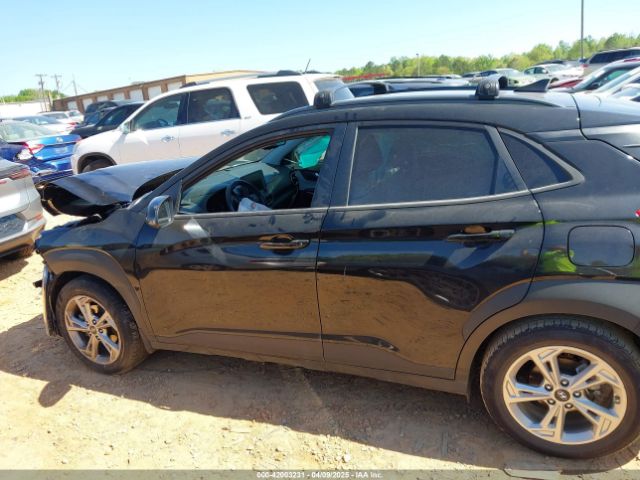 KM8K32ABXNU864061 Hyundai Kona Sel