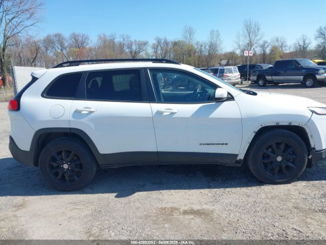 1C4PJMCS9EW309289 Jeep Cherokee Altitude
