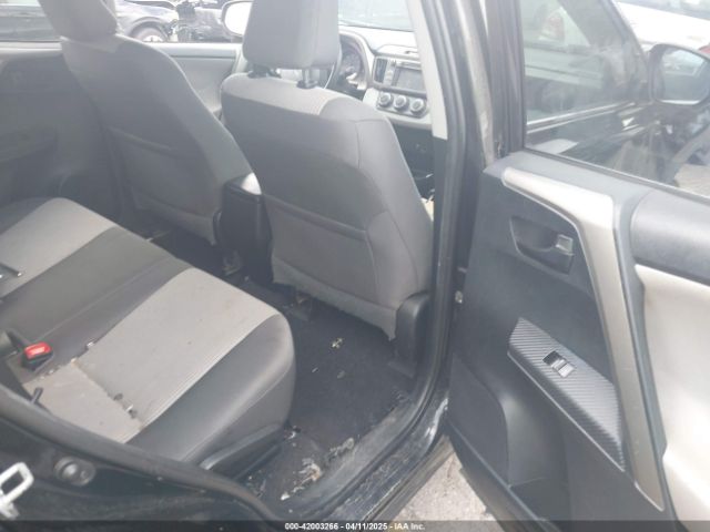 2T3ZFREV3EW081240 Toyota RAV4 LE