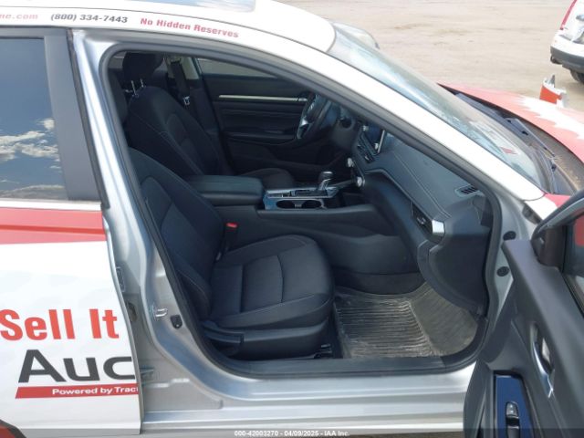 1N4BL4DV7MN414517 Nissan Altima Sv Fwd