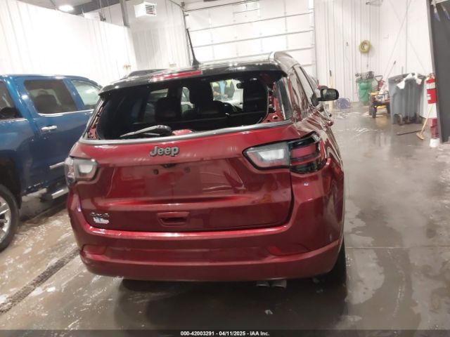 3C4NJDCB3NT163842 Jeep Compass High Altitude 4x4