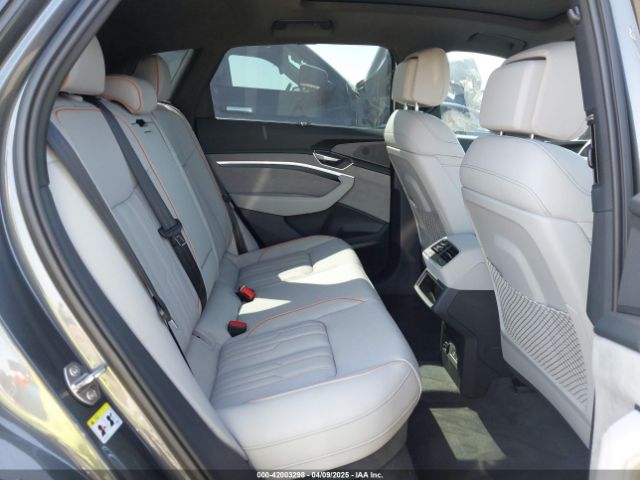 WA16AAGE1RB052893 Audi Q8 E-tron Prestige Quattro