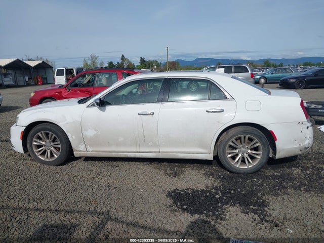 Chrysler 2016 2016 2C3CCAEG5GH252613 Image 14