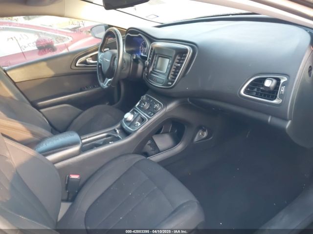 2016 CHRYSLER 200 1C3CCCFB0GN195422 Photo 4