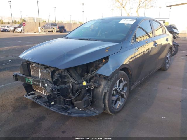 3KPF24AD4ME399523 KIA Forte Lxs
