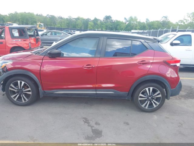 3N1CP5CU3KL544571 Nissan KICKS SR