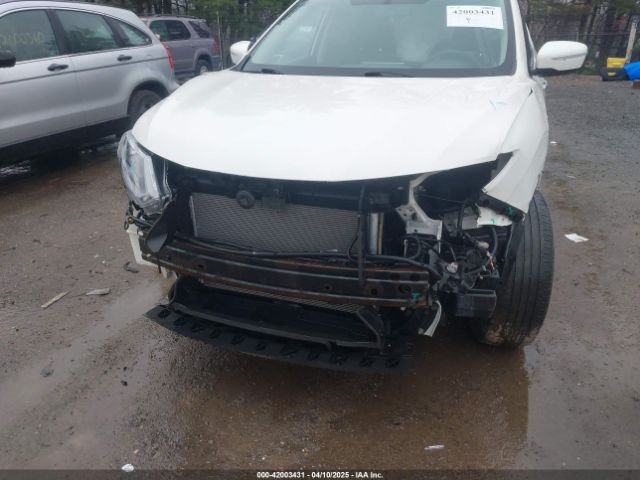 KNMAT2MV4FP531067 Nissan ROGUE SV