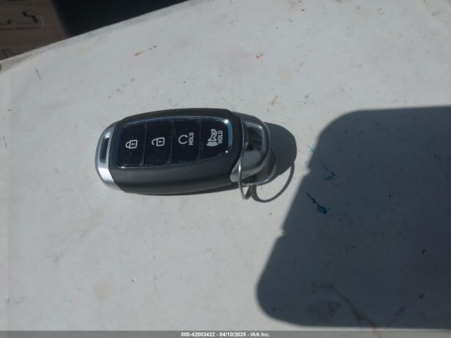 KMHRC8A34NU193027 Hyundai Venue Limited
