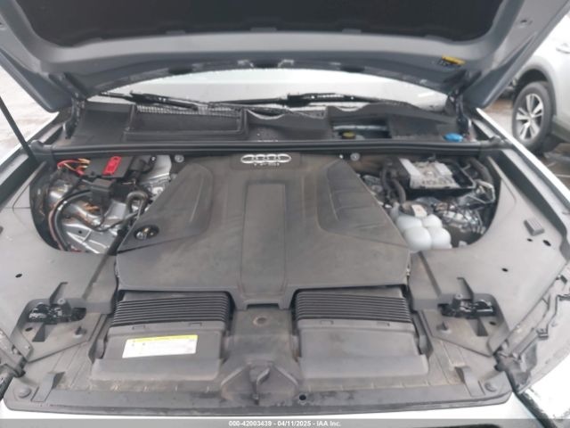WA1LHAF75JD043432 Audi Q7 2.0t Premium