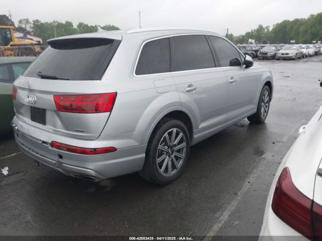 WA1LHAF75JD043432 Audi Q7 2.0t Premium