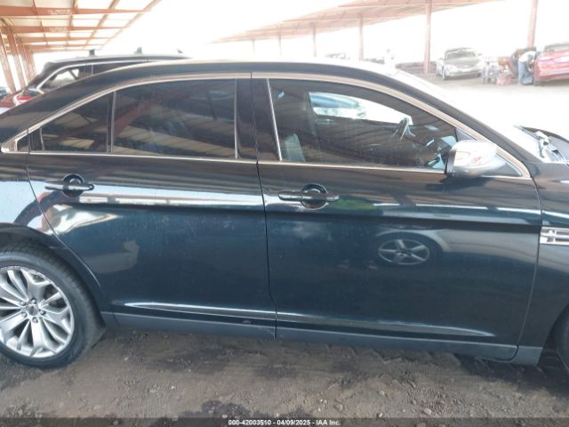1FAHP2F8XFG135452 Ford Taurus Limited