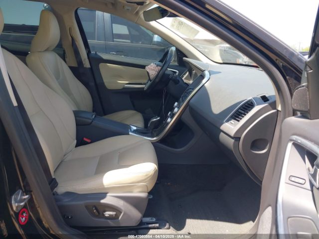 2016 VOLVO XC60 YV440MDK3G2899307 Photo 4
