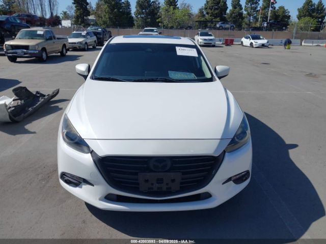3MZBN1W34JM163313 Mazda Mazda3 Grand Touring