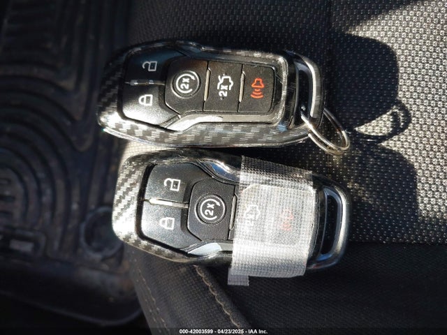 1FATP8EM6F5427266 Ford Mustang V6