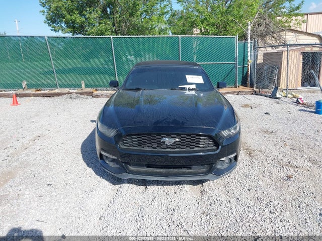 1FATP8EM6F5427266 Ford Mustang V6
