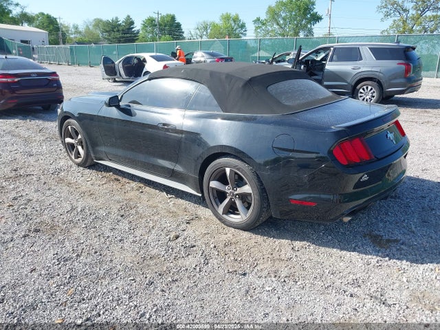 1FATP8EM6F5427266 Ford Mustang V6