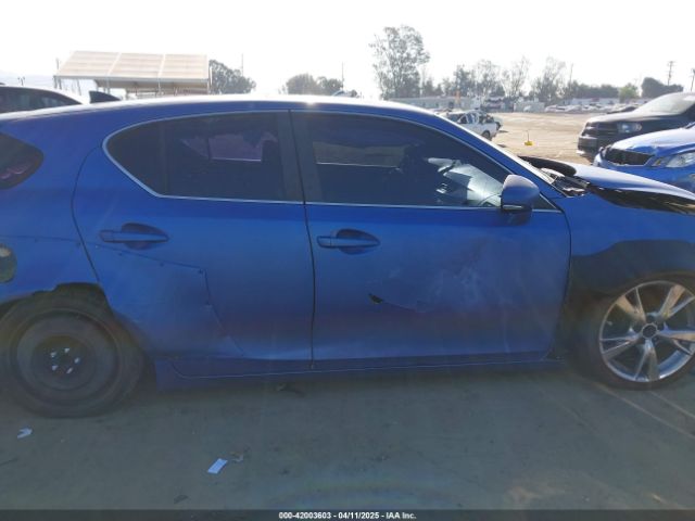 JTHKD5BH3F2242516 Lexus CT 200H