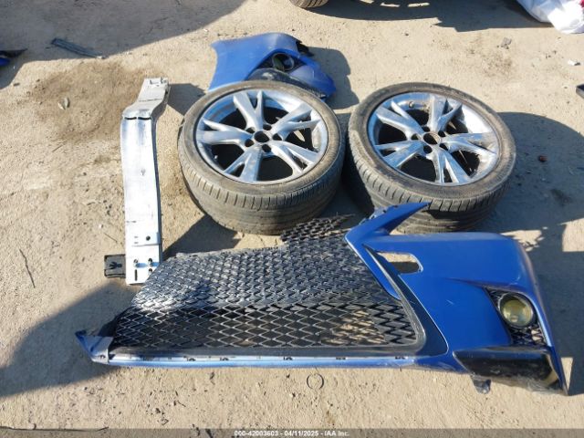 JTHKD5BH3F2242516 Lexus CT 200H