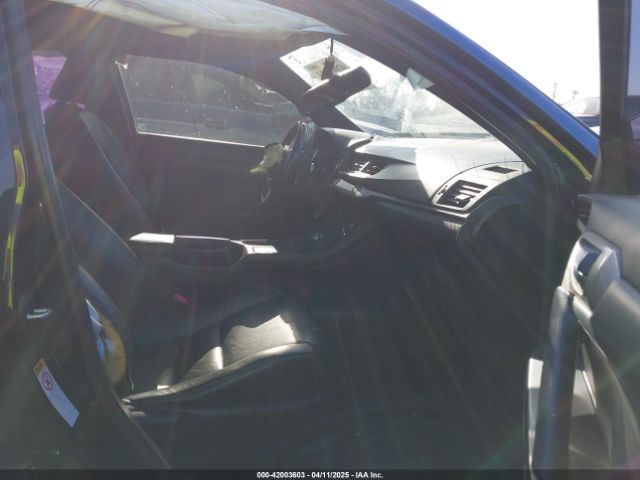 JTHKD5BH3F2242516 Lexus CT 200H