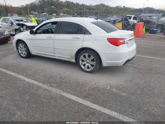 2012 CHRYSLER 200 1C3CCBAGXCN240602 Photo 2