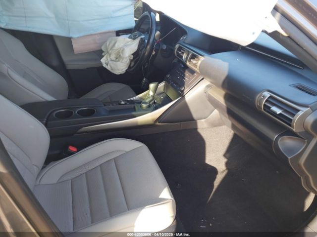 2016 LEXUS IS 200T JTHBA1D21G5025198 Photo 4