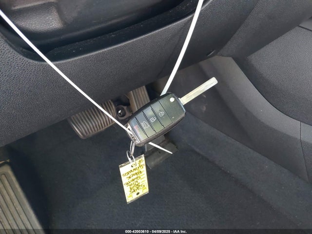 5XYPG4A38KG574269 KIA Sorento 2.4l Lx