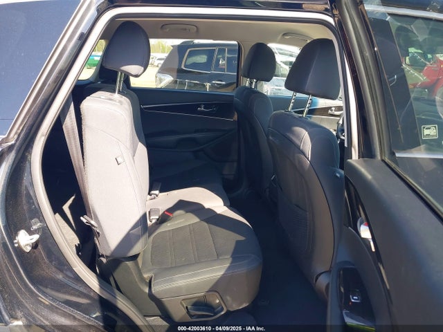 5XYPG4A38KG574269 KIA Sorento 2.4l Lx