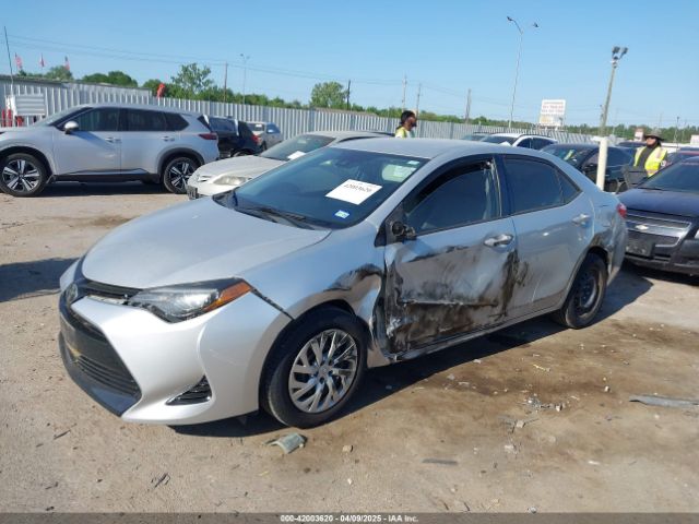 5YFBURHE4HP587239 Toyota COROLLA LE