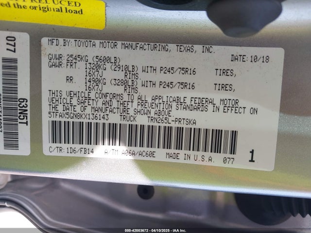 5TFAX5GN8KX136143 Toyota Tacoma Sr