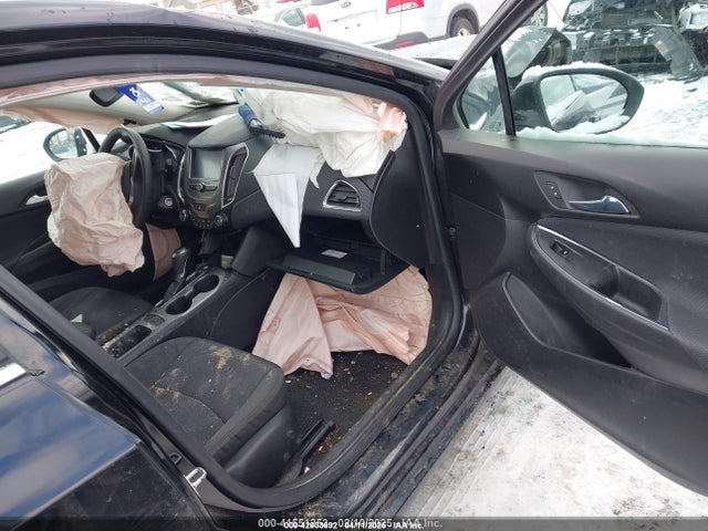 1G1BE5SM3J7132369 Chevrolet Cruze Lt Auto