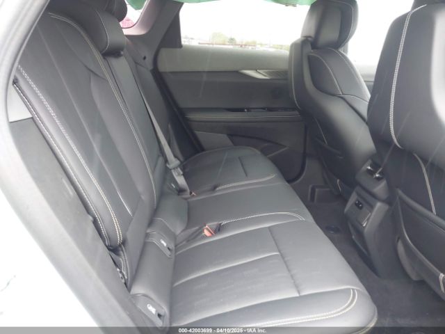2025 CADILLAC OPTIQ 3GYK3GMRXSS147840 Photo 7