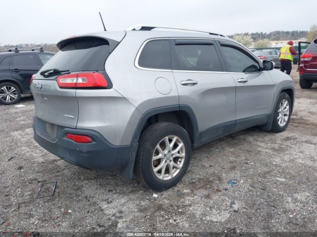 1C4PJMCB4GW183037 Jeep Cherokee Latitude