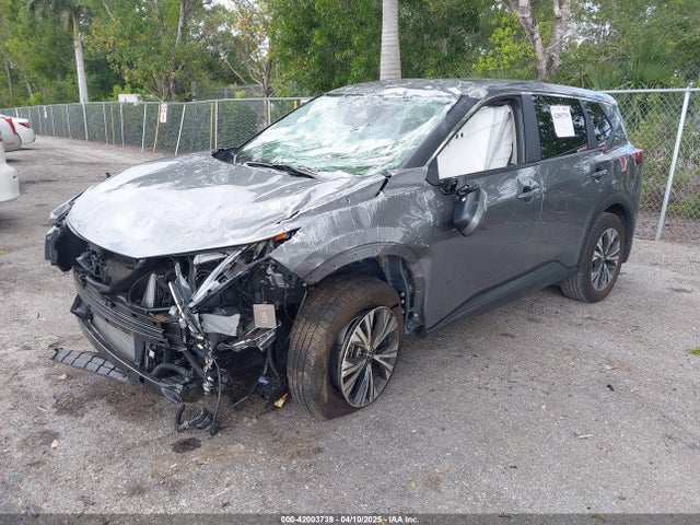 JN8BT3BAXPW424045 Nissan Rogue Sv Fwd