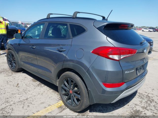 KM8J33A20HU504559 Hyundai Tucson Night
