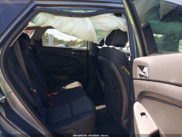KM8J33A20HU504559 Hyundai Tucson Night