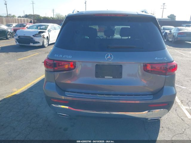 W1N4M4HB5NW253492 Mercedes-Benz Glb 250 4matic