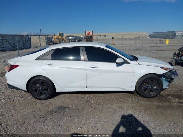 5NPLM4AG5MH011671 Hyundai ELANTRA SEL