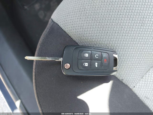 1G1PA5SH7E7139450 Chevrolet Cruze Ls Auto