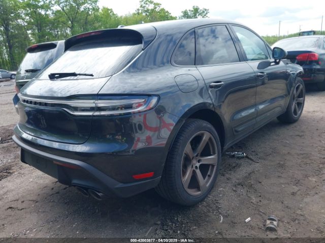 2024 PORSCHE MACAN WP1AA2A5XRLB18610 Photo 3