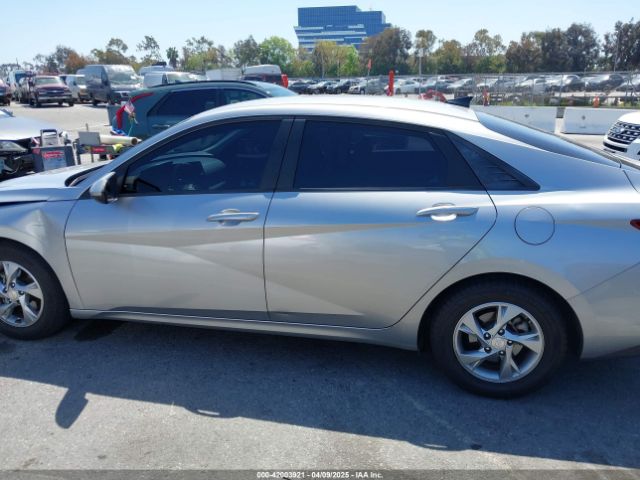 5NPLL4AGXMH041042 Hyundai ELANTRA SE