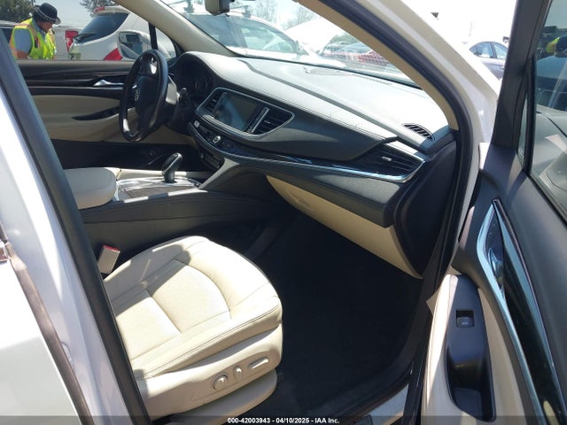 5GAEVBKW2KJ212563 Buick Enclave Awd Premium