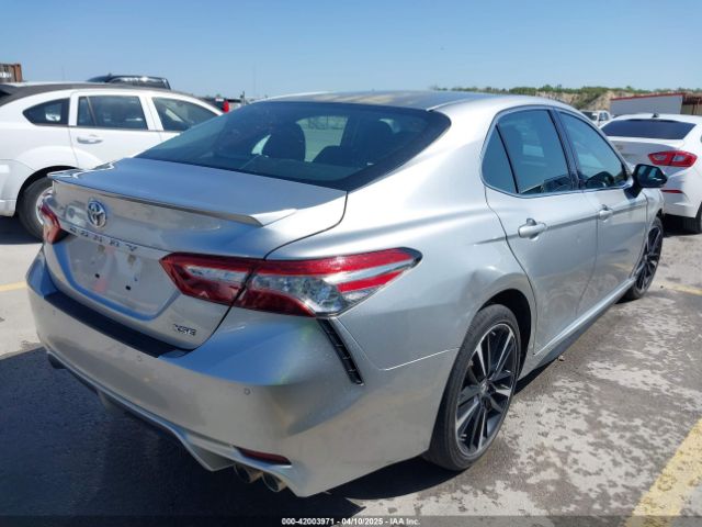 4T1B61HK8JU073562 Toyota CAMRY XSE