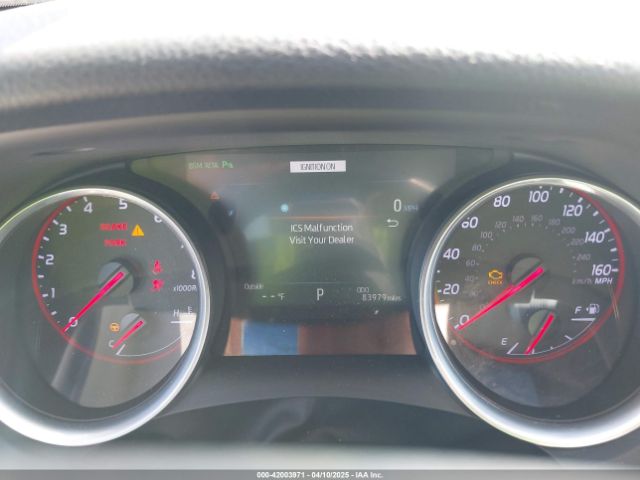 4T1B61HK8JU073562 Toyota CAMRY XSE