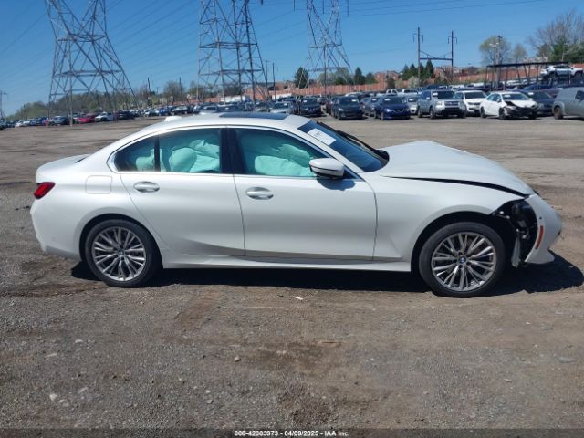 3MW89FF09R8E25560 BMW 3 Series 330i Xdrive