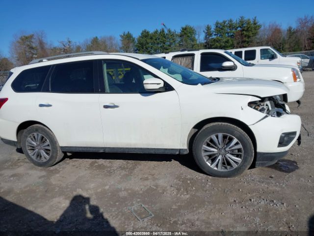 5N1DR2BN9LC607573 Nissan Pathfinder Sv 2wd