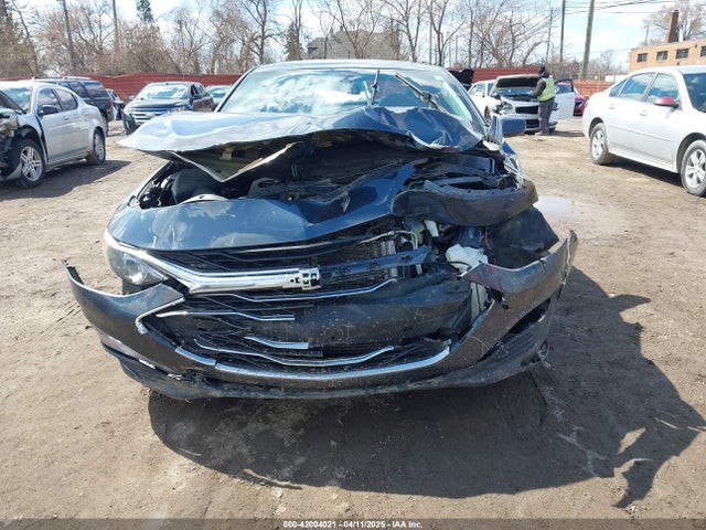 1G1ZD5ST9KF165795 Chevrolet MALIBU LT