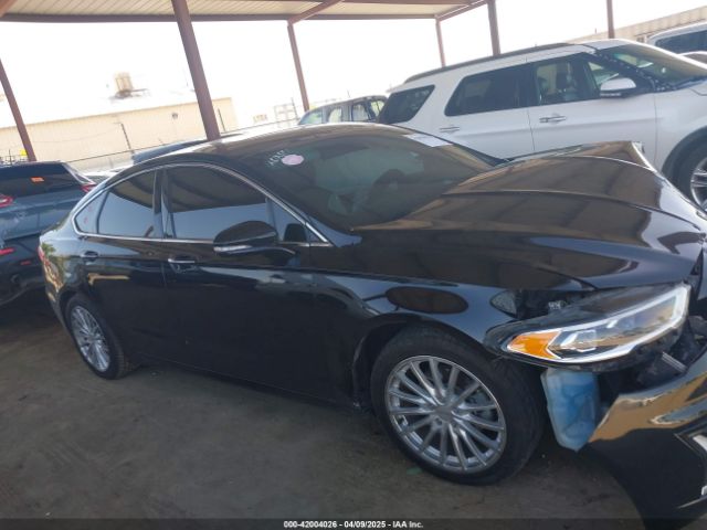 3FA6P0RU8LR141324 Ford Fusion Hybrid Titanium