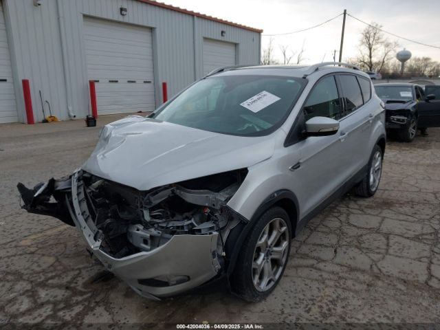 1FMCU0J99HUC44826 Ford Escape Titanium