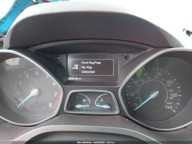 1FMCU0J99HUC44826 Ford Escape Titanium